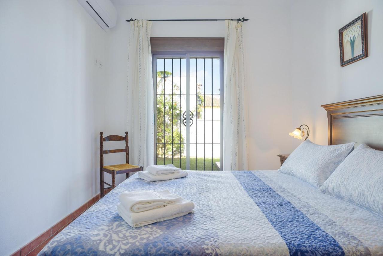 Casa Villanueva 4 - Solo Familias Conil De La Frontera Esterno foto
